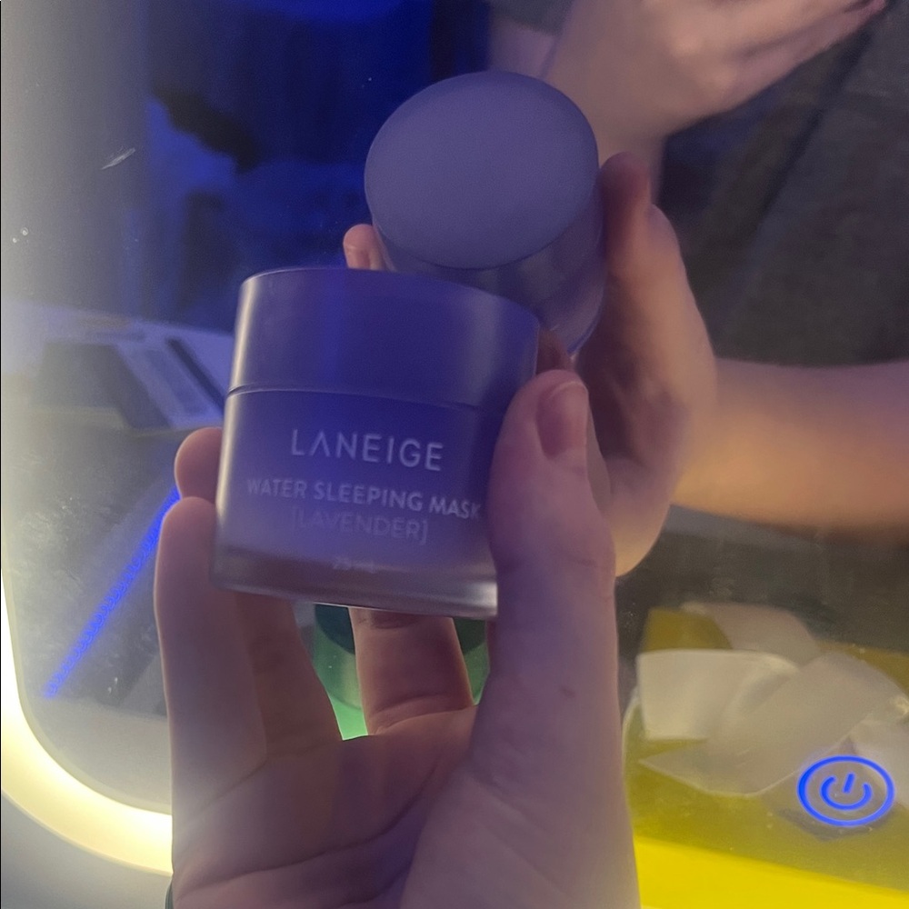 LANEIGE Lavender Water Sleeping Mask - Soft Purple